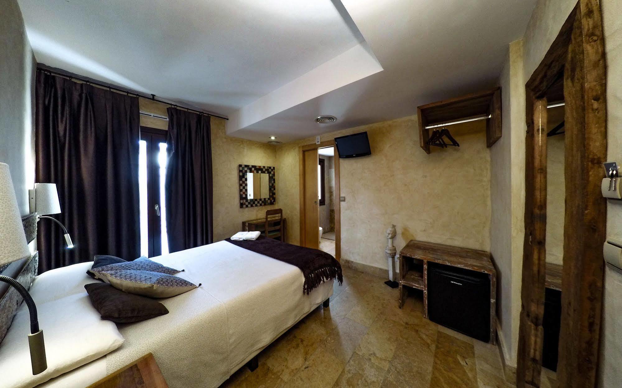 Room Tarifa Hostel *